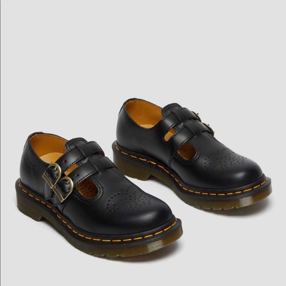 Doc Martens Mary Janes